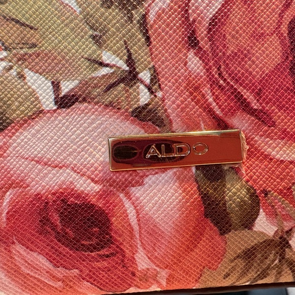 Aldo Floral Shoulder Bag w/Crossbody Strap NWOT - Picture 4 of 9
